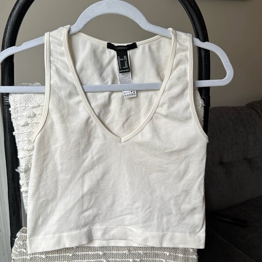 seamless white checkered tank - M/L